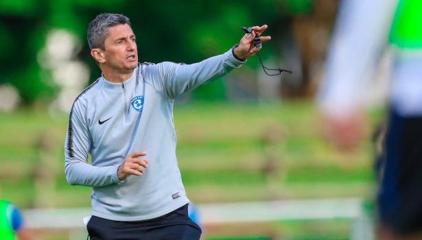 Λουτσέσκου: «Δεν μπορώ να φανταστώ τον ΠΑΟΚ χωρίς Βιεϊρίνια - Η πίεση στην Μπενφίκα»