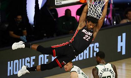 Ο 40άρης Μπάτλερ… «σκότωσε» τους Μπακς (video)