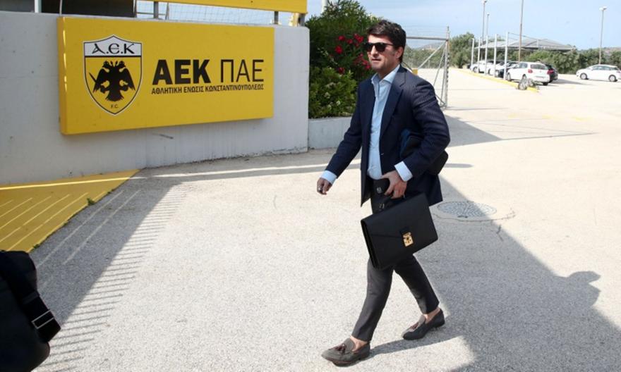 Τσακίρης: «Εχθρός του καλού είναι το καλύτερο, αλλά υπάρχουν άλλες προτεραιότητες για την ΑΕΚ»