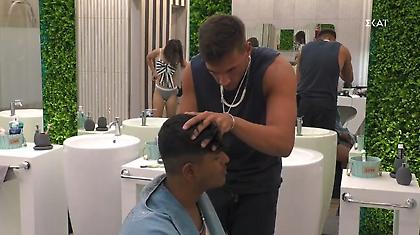 Big Brother: Το πρώτο φλερτ στο σπίτι (video)