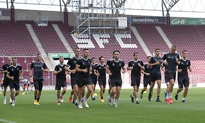 Ανοίγουν ως τα 2/3 της χωρητικότητας τους τα γήπεδα στην Ελβετία