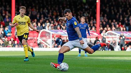 Έχει... πέραση στην Τουρκία ο Καρέλης