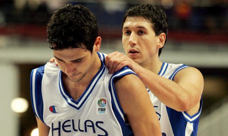 Ζήσης: «Ο πιστός οπαδός της ΑΕΚ, η πάσα στον Διαμαντίδη και το πιάνο»