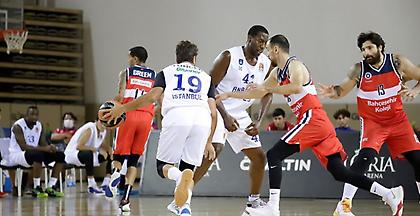 Ο… οδοστρωτήρας Ντάνστον νίκησε τον «καυτό» Έρικ Γκριν!