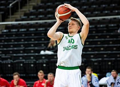 «Γάζωσε» με 18 τρίποντα σε φιλικό η Ζαλγκίρις (video)