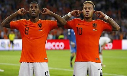 Μπαρτσελόνα: Στην κορυφή της λίστας οι Βαϊνάλντουμ και Ντεπάι