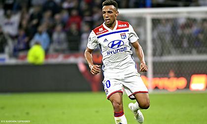 Ανακοίνωσε και Μαρσάλ η Γουλβς