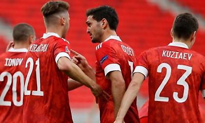 Τριάρα, αλλά με… άγχος για τη Ρωσία