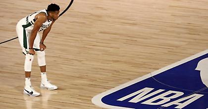 Παίζει ο Γιάννης στο ματς επιβίωσης των Μπακς