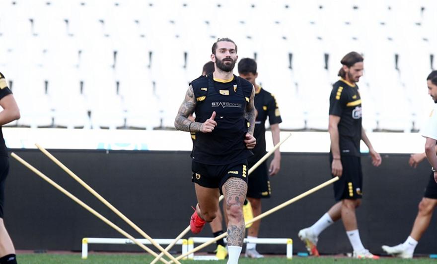 Αισιοδοξία για Λιβάγια στην ΑΕΚ