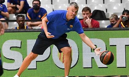 Σάρας: «Δεν το αποκλείουμε, αλλά δεν ψάχνουμε άμεσα για μεταγραφή»