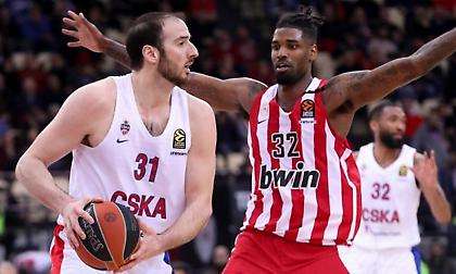 Κουφός: Κάνει προπόνηση στα δικά του γήπεδα με την οικογένειά του (photos)