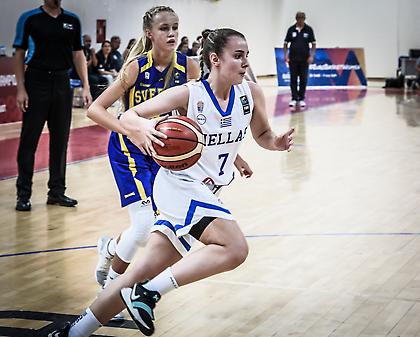 Ανανέωσε με Νίκη Λευκάδας η Πολυμένη