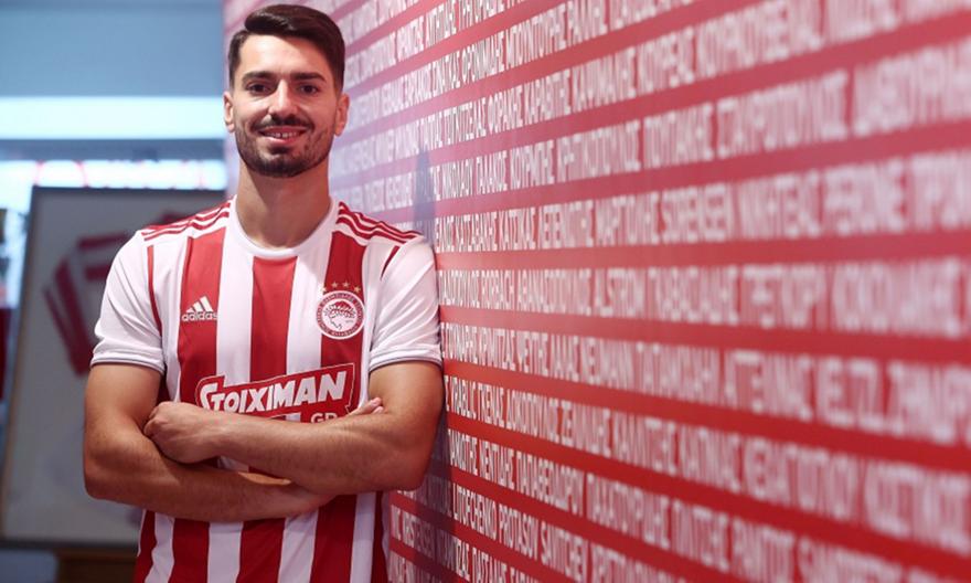 Πέπε: «Μεγαλύτερος σύλλογος στην Ελλάδα ο Ολυμπιακός, να κατακτήσω όσο πιο πολλούς τίτλους» (vid)