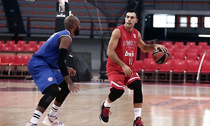 Σλούκας: «Πρώτη ανεπίσημη νίκη στο ΣΕΦ...» (pic)