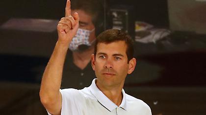 Στίβενς: «Σε καλό δρόμο για να επιστρέψει πιο σύντομα ο Χέιγουορντ»