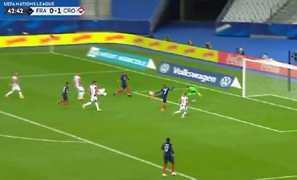 «Έκρυψαν» την μπάλα οι Γάλλοι και την... εμφάνισε στα δίχτυα ο Γκριζμάν (video)