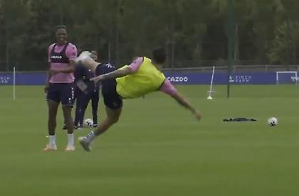 Πρώτη προπόνηση με γκολάρα ο Χάμες στην Έβερτον