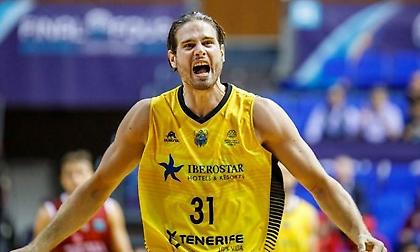 Ο Μπόγρης «ψηφίζει» Σόκρατες!