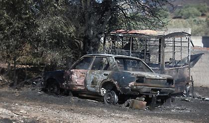 Σε ύφεση η πυρκαγιά στην Κερατέα