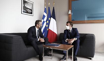 Μακρόν-Μητσοτάκης σε Τουρκία: Σταματούν οι προκλήσεις, αρχίζουν συζητήσεις, αλλιώς κυρώσεις