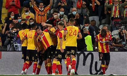 «Δάγκωσε» τη… μισή Παρί η Λανς!