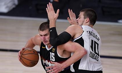 Live: Κλίπερς-Νάγκετς