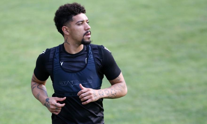 Μέρος της προπόνησης έκανε ο Αουγκούστο