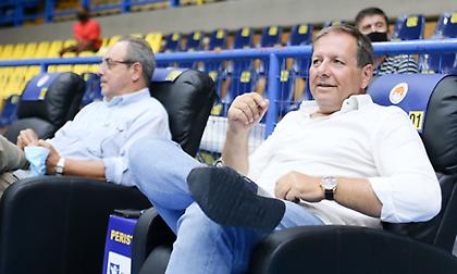 Υπό το βλέμμα του Αγγελόπουλου το Περιστέρι-ΑΕΚ (pic)