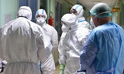 Κορωνοϊός-Ελλάδα: 302 τα νέα κρούσματα και 53 οι διασωληνωμένοι