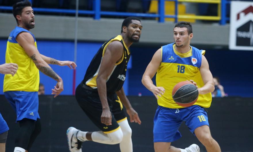 Με σούπερ άμυνα στο φινάλε, το Περιστέρι υπέταξε την ΑΕΚ