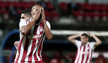 Τρομερή χαμένη ευκαιρία του Ελ Αραμπί (video)