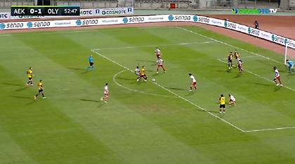 Το φάουλ που ζήτησε η ΑΕΚ έξω από την αντίπαλη περιοχή και δεν το έδωσε ο Κάιπερς (video)