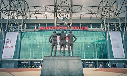 H κρίση είναι εδώ, ο Αμπράμοβιτς βάζει λεφτά, οι Γκλέιζερ... βγάζουν χρήματα από τη Γιουνάιτεντ