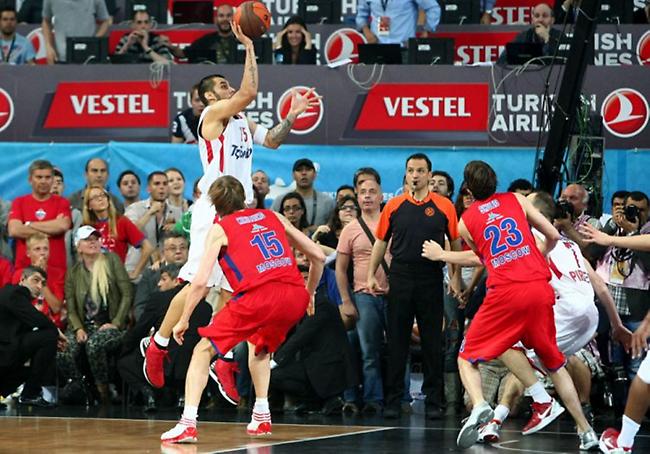 Το καλάθι του Πρίντεζη στον τελικό της Πόλης φάση της δεκαετίας στην Ευρωλίγκα (video)