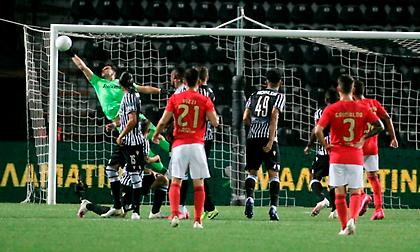 Ο Πίτσι… τράνταξε το δοκάρι του Ζίβκοβιτς! (video)