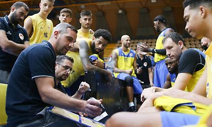 Ξεμούδιασε με Χαρίλαο Τρικούπη το Περιστέρι