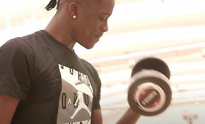 Άλεξ Αντετοκούνμπο: «Η νίκη ξεκινά από μέσα σου»