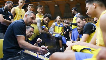 Καταιγιστικό το Περιστέρι στο φιλικό με Χ. Τρικούπη