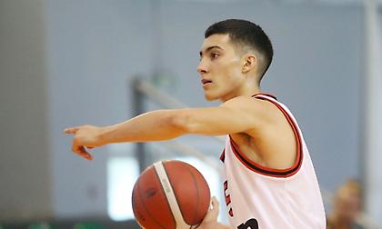 Ο… clutch Νικολαΐδης στην πρόκριση του Ολυμπιακού Β’ (video)