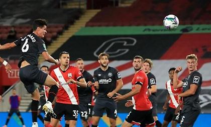 «Στραπάτσα» για Σαουθάμπτον, Λιντς