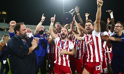 Ολόκληρη η ταινία του Ολυμπιακού για το 45ο πρωτάθλημα (video)