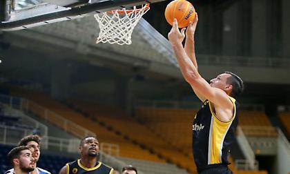 Με buzzer beater του Ματσιούλις λύγισε τον Ιωνικό σε φιλικό η ΑΕΚ!