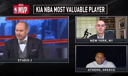 Γιάννης: «Γιατί να μη μείνω στους Μπακς για 15 χρόνια;-Να με πείτε MVP όταν πάρω πρωτάθλημα»