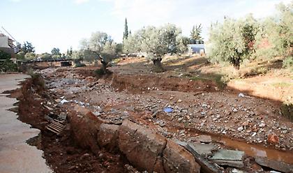 Κυκλώνας Ιανός: Αγνοείται οδηγός στο Μουζάκι Καρδίτσας που επιχείρησε να περάσει ρέμα