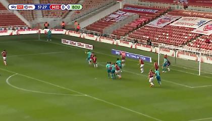 Φοβερό γκολ με τακουνάκι από τον Σολάνκε (video)