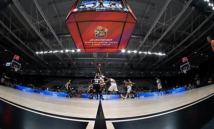 Σήκωσε το Σούπερ Καπ η Αρμάνι, MVP ο Ντιλέινι