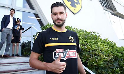 Ετοιμάζει αλλαγές στην ευρωπαϊκή λίστα της η ΑΕΚ - Μέσα Σάκχοφ και Ενομπακάρε