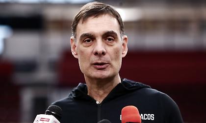 Μπαρτζώκας: «Ηγέτες του Ολυμπιακού είναι οι Αγγελόπουλοι»