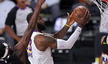 Δεύτερος σε συμμετοχές στα playoffs ο Λεμπρόν